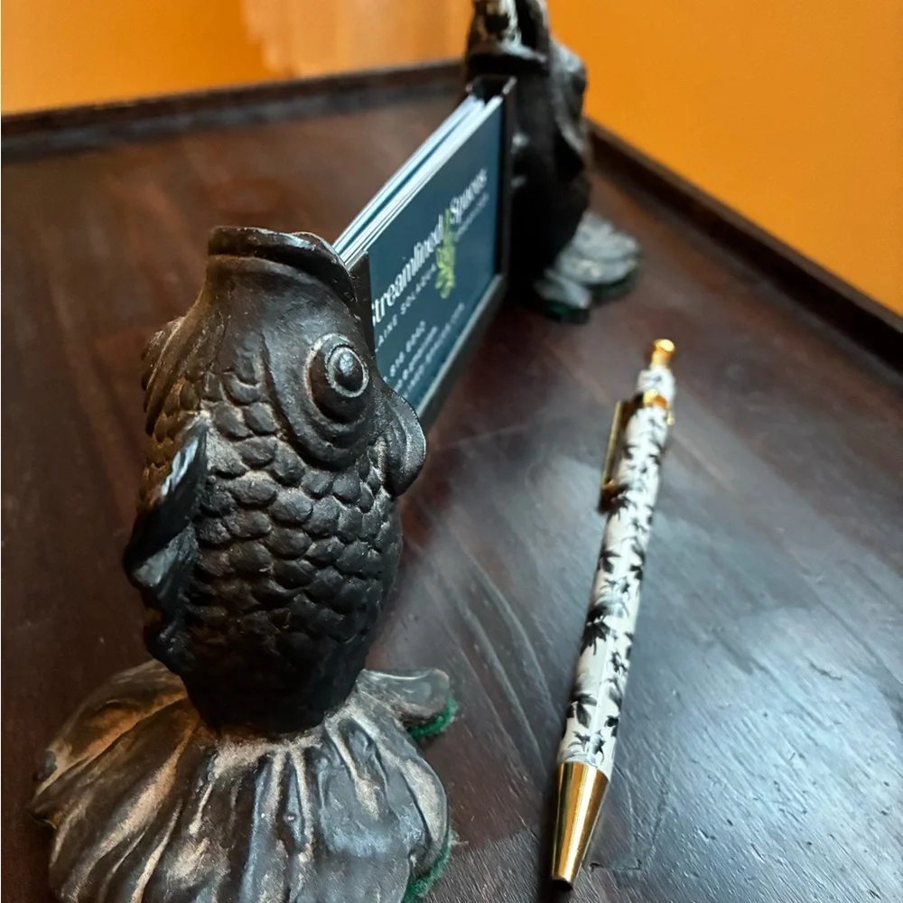Pen and business card holder
